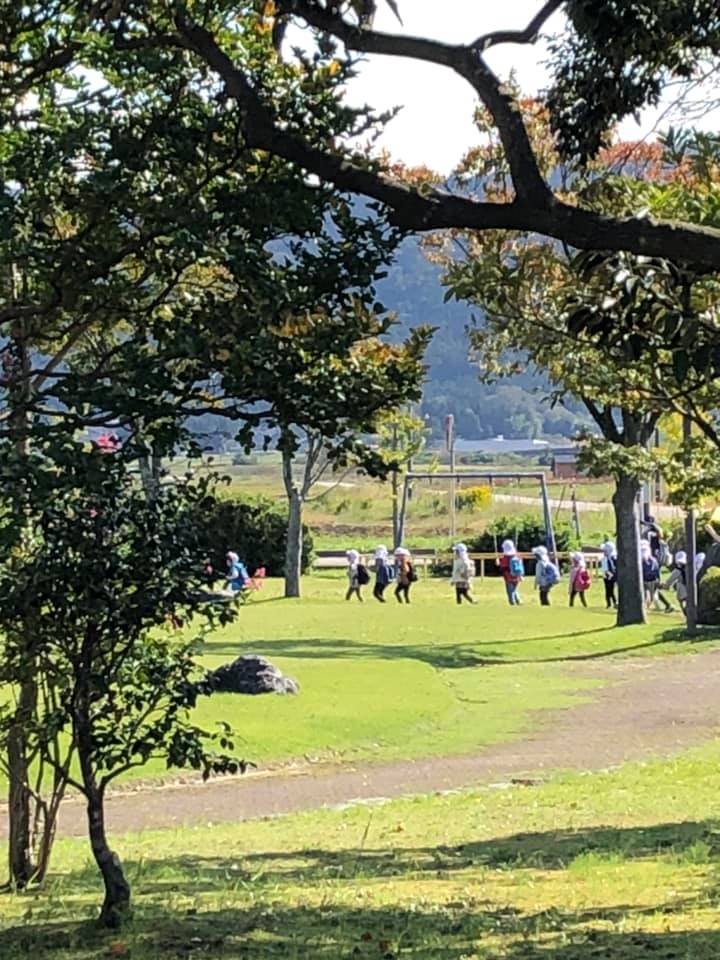保育園児の秋の遠足